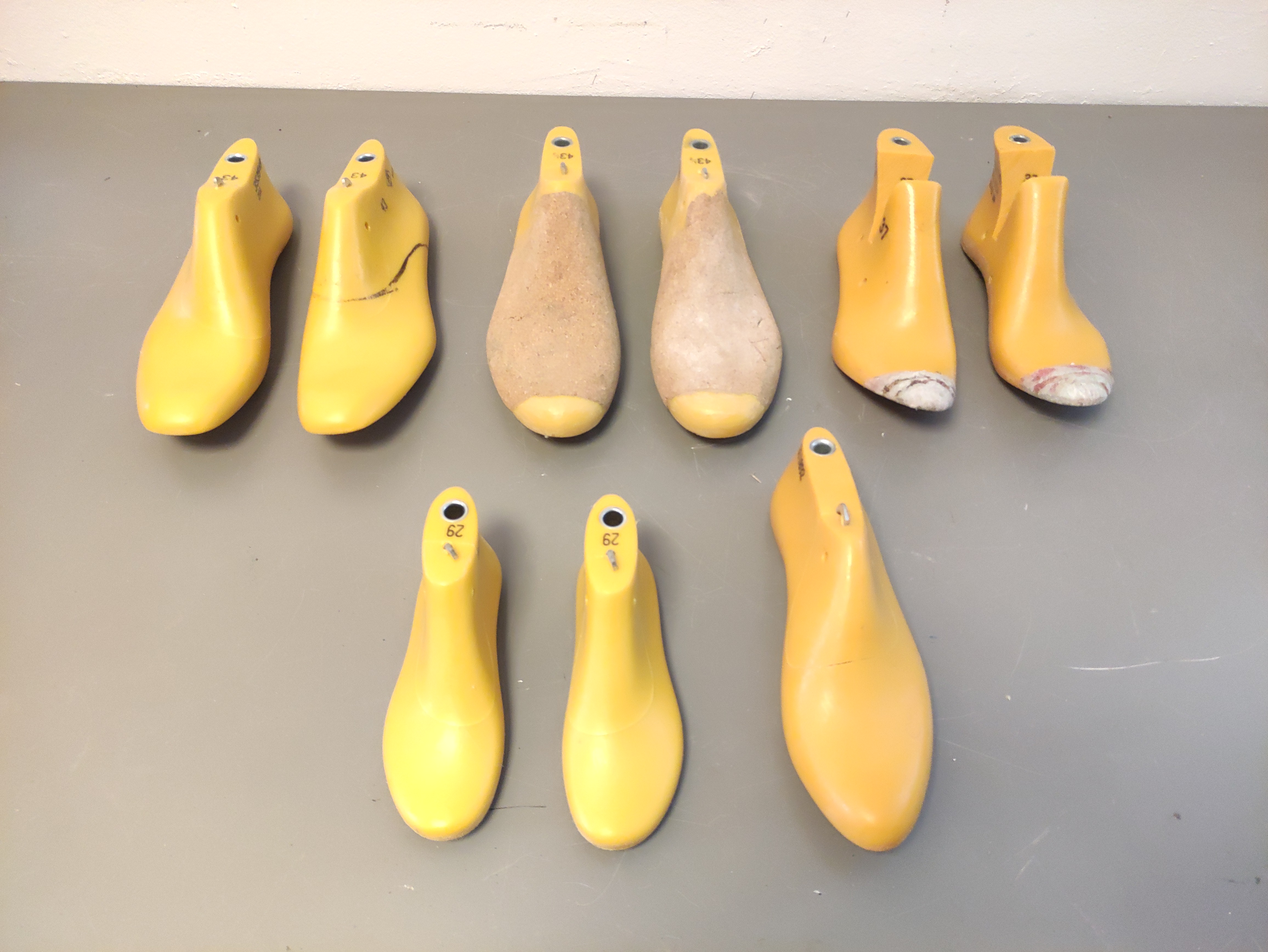 horma zapatero mujer hombre niño plástico amarillo